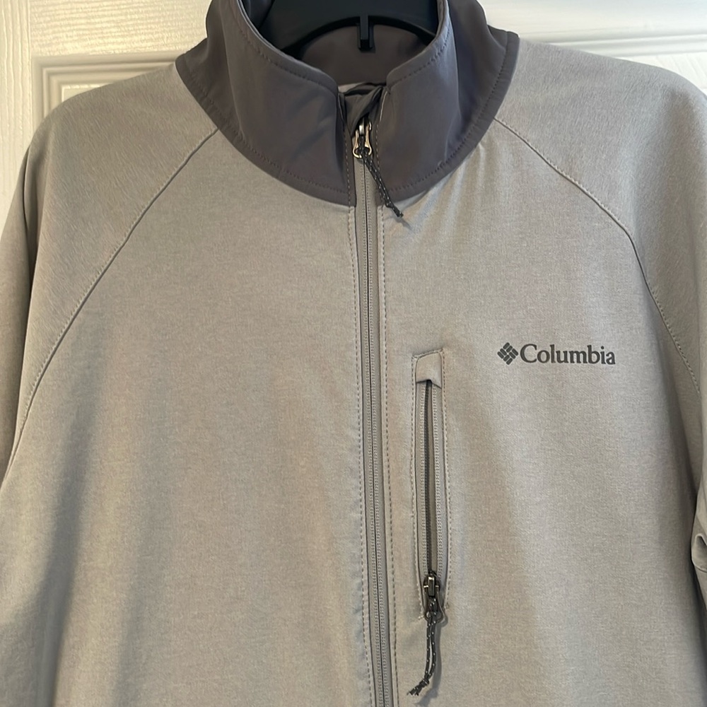Men’s Columbia jacket